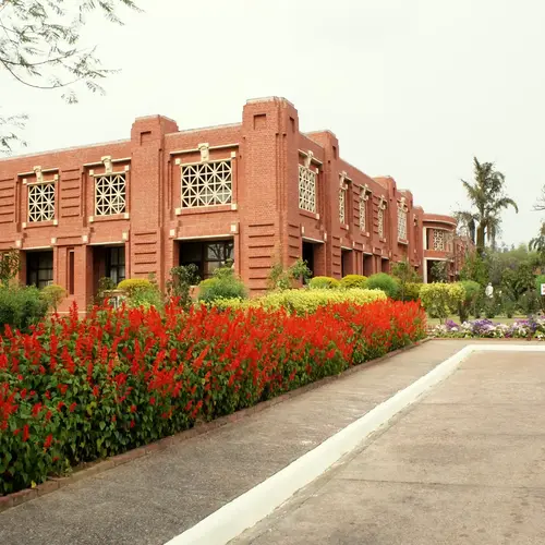 IIM Lucknow campus
