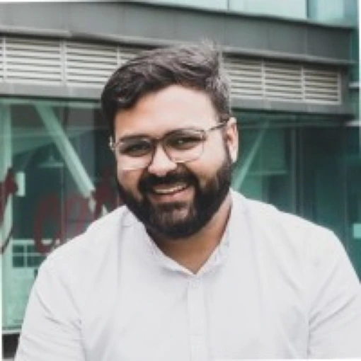 Abhisht Abhivyakti Pathak, Co-Founder <br> @Generally Critical